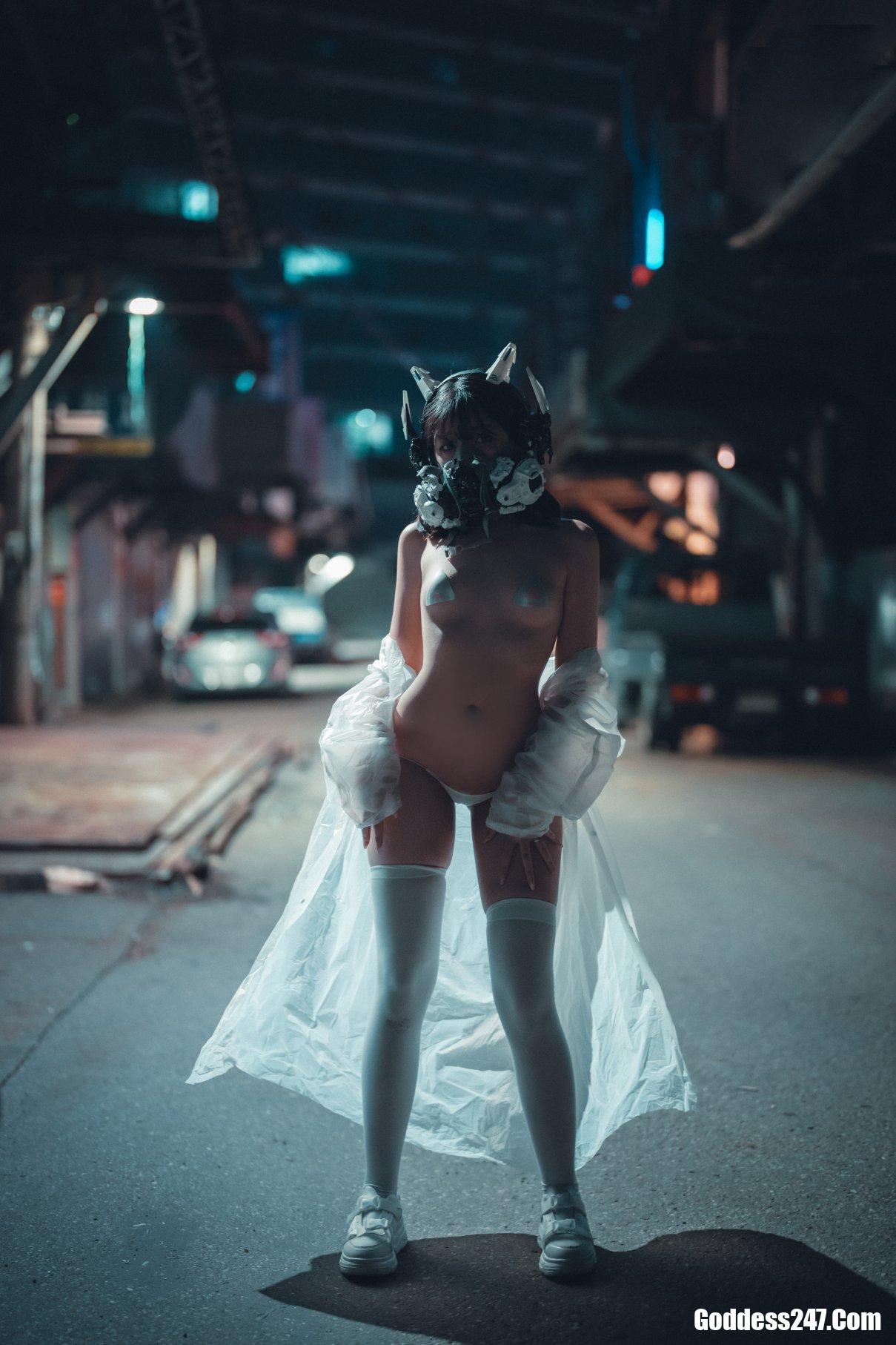DJAWA Sonson (손손) Vagabundo de la Noche (Masked-girl in raincoat) 23