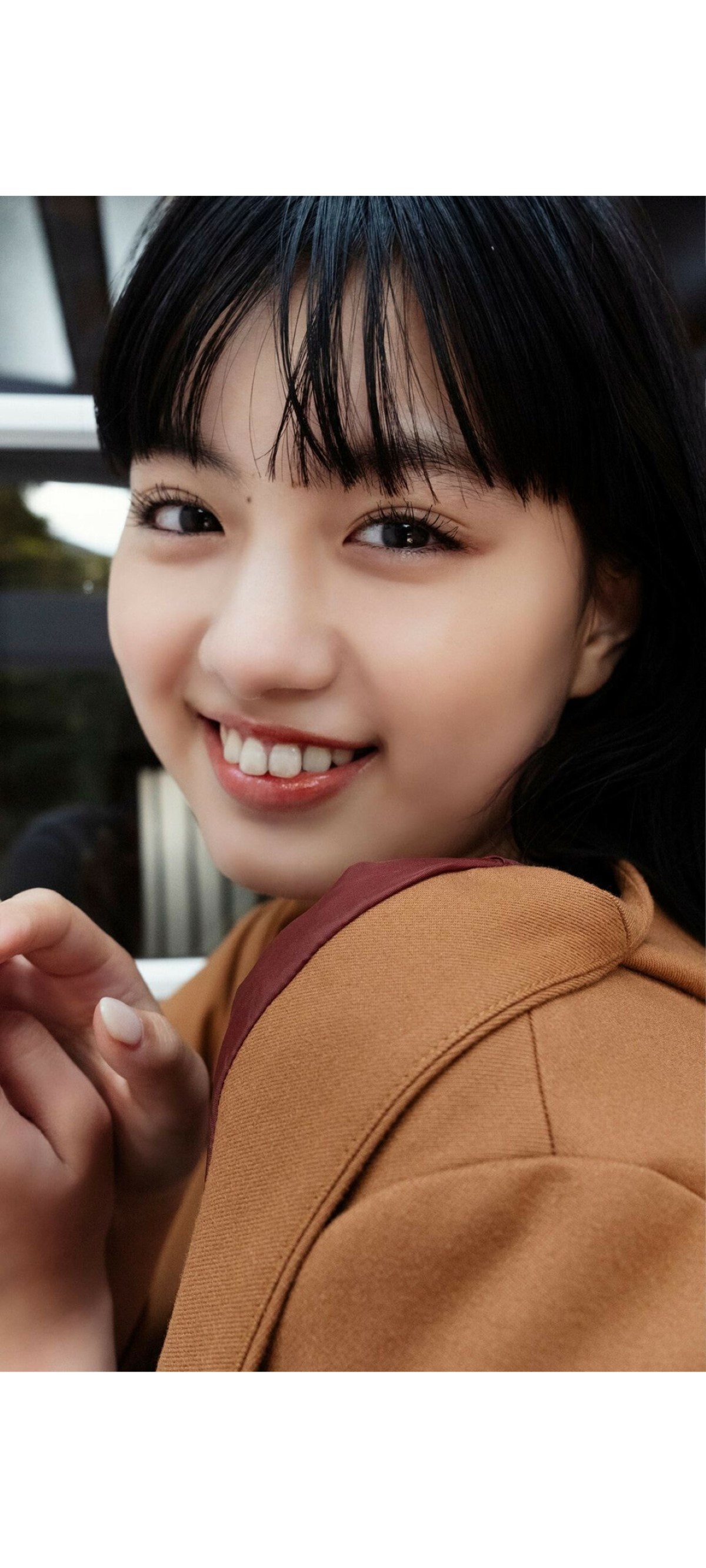 Weekly Photobook 2020 12 07 Noa Tsurushima 鶴嶋乃愛 A natural actress 生まれながらにして女優 0010 5816491004.jpg