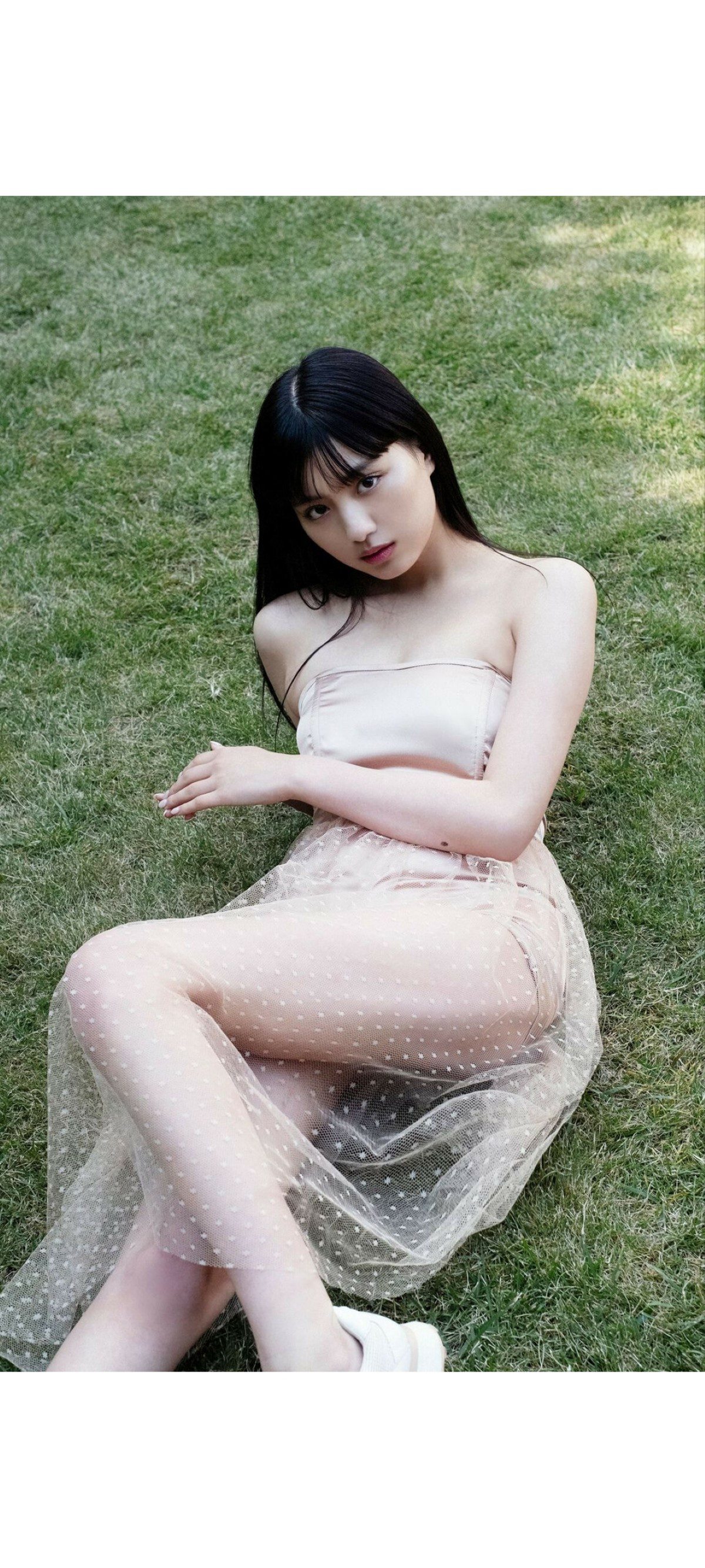 Weekly Photobook 2020 12 07 Noa Tsurushima 鶴嶋乃愛 A natural actress 生まれながらにして女優 0023 9323568037.jpg