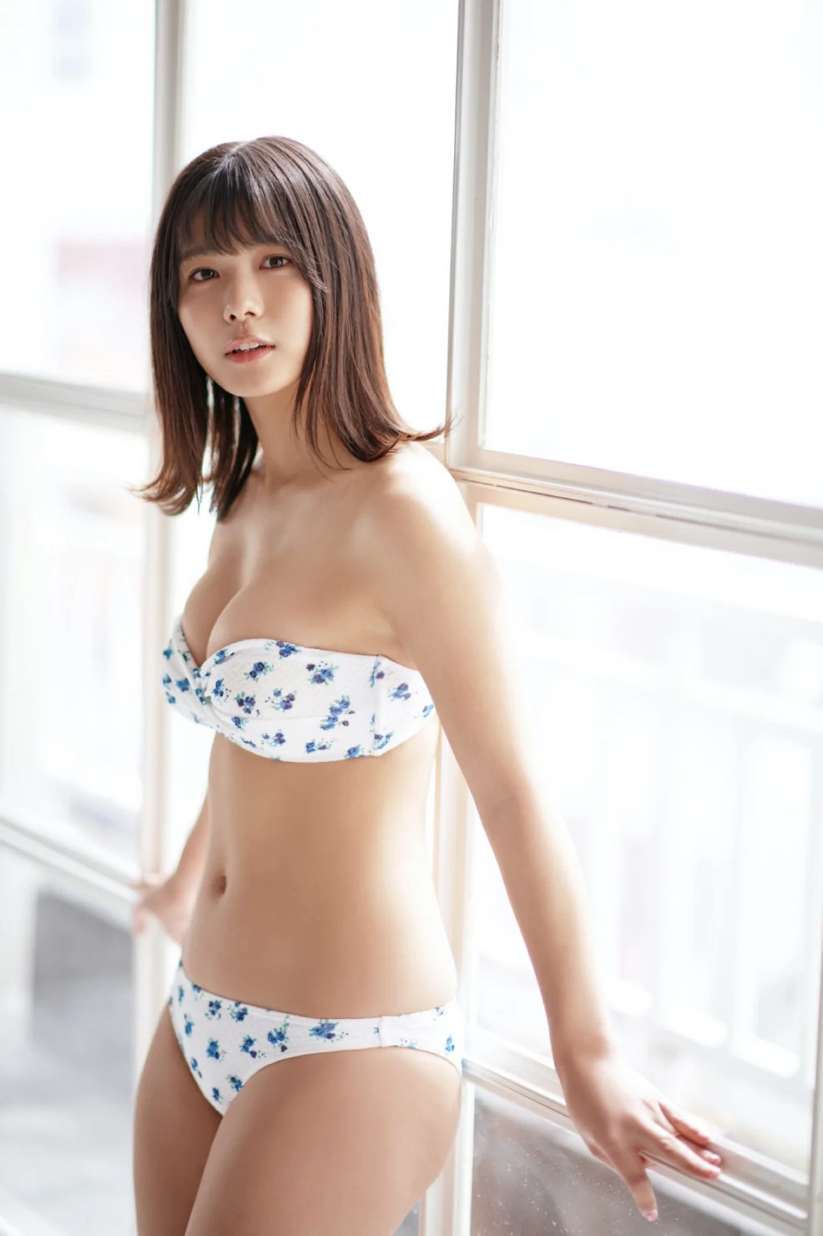 FRIDAY Digital Photobook Nanami Asahi 朝日ななみ 22 year old innocent bikini 22 歳の純真ビキニ 2021 06 04 0007 1508999297.jpg