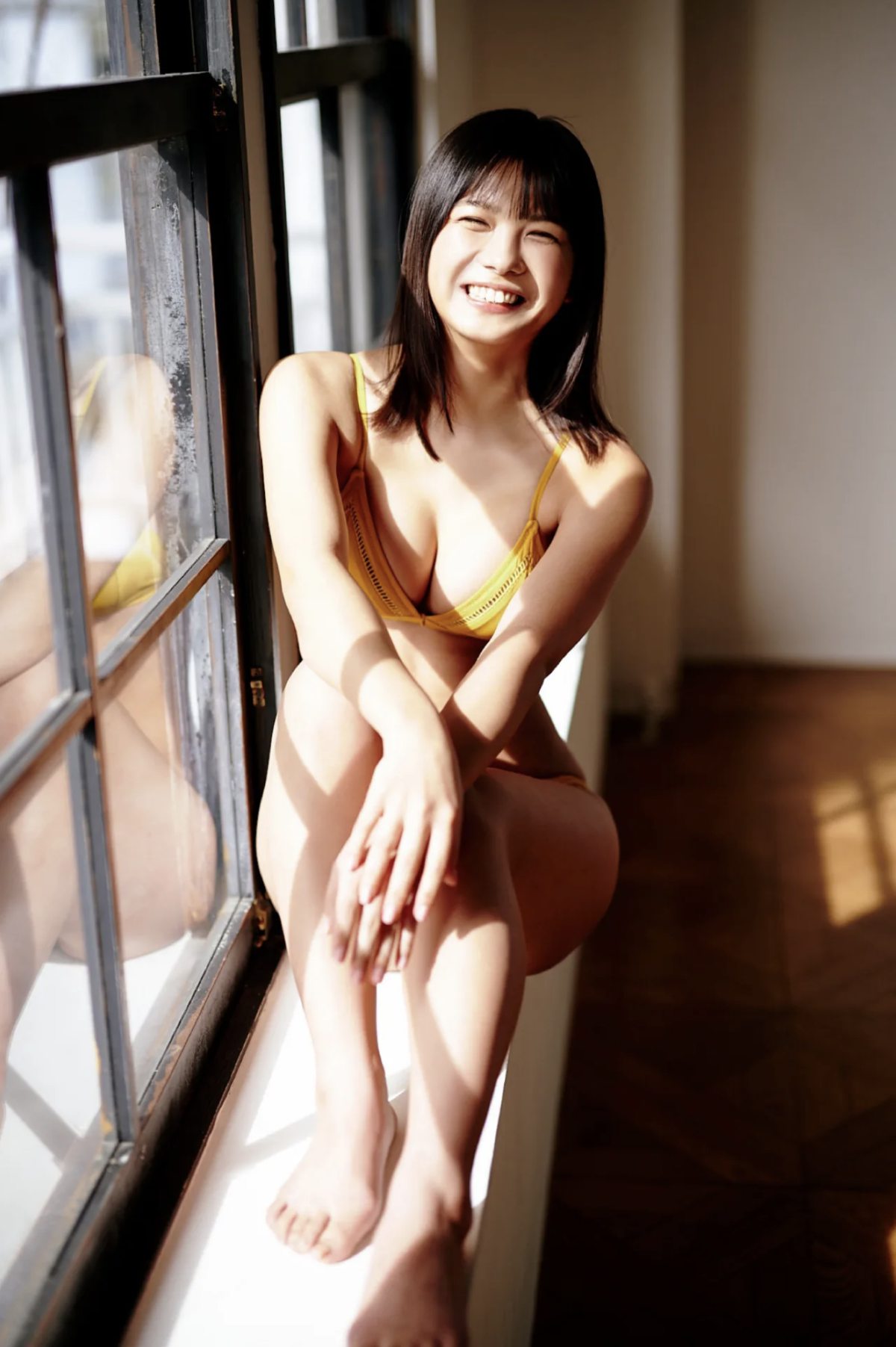 FRIDAY Digital Photobook Nanami Asahi 朝日ななみ 22 year old innocent bikini 22 歳の純真ビキニ 2021 06 04 0033 6925001775.jpg