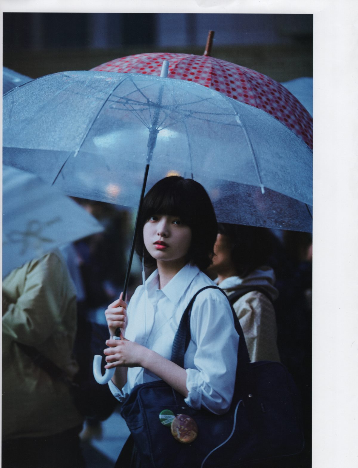 Photobook Keyakizaka46 Photobook – 21nin no Mikansei 欅坂46 ファースト写真集 21人の未完成 B 0059 0275930133.jpg