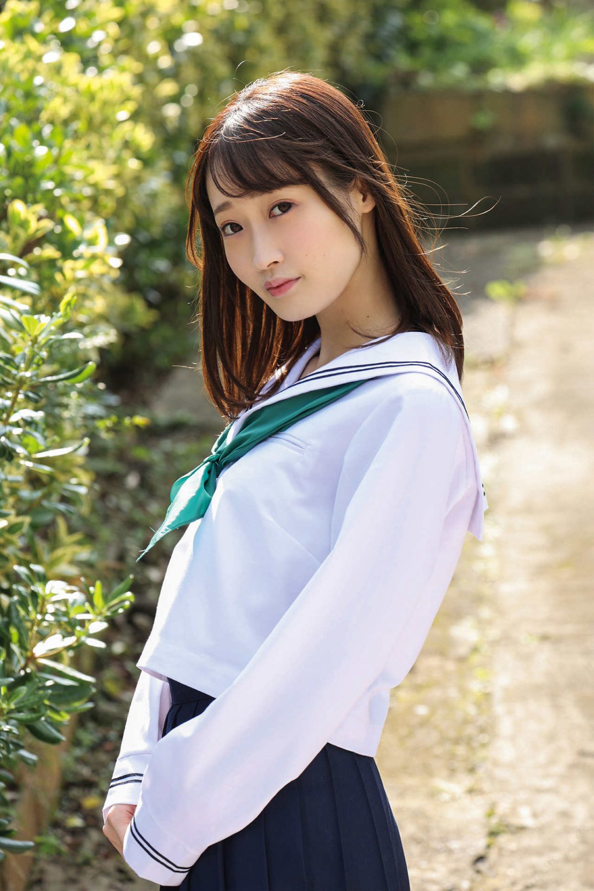 Photobook Mizuki Amane 天然美月 Little girl 幼な少女 2021 12 17 0006 0572842206.jpg