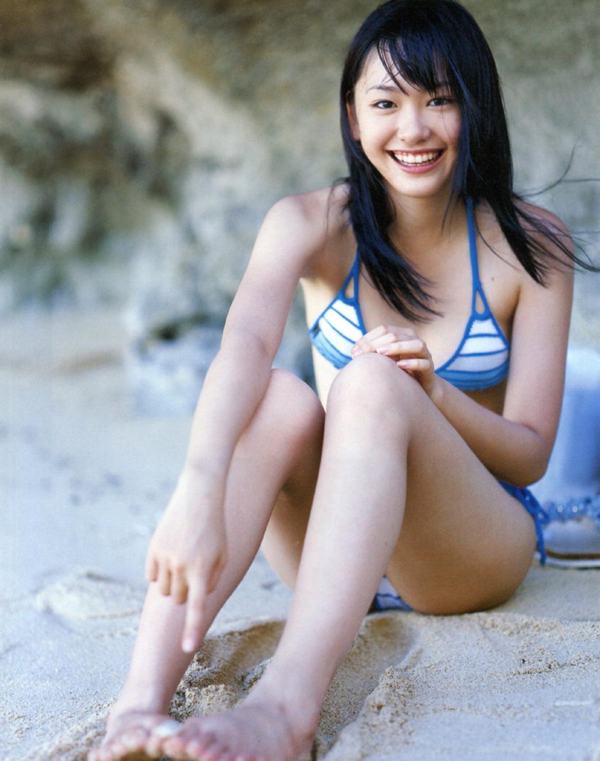 Photobook Yui Aragaki 新垣結衣 Chura Chura ちゅら ちゅら 2006 03 03 0041 2167447421.jpg
