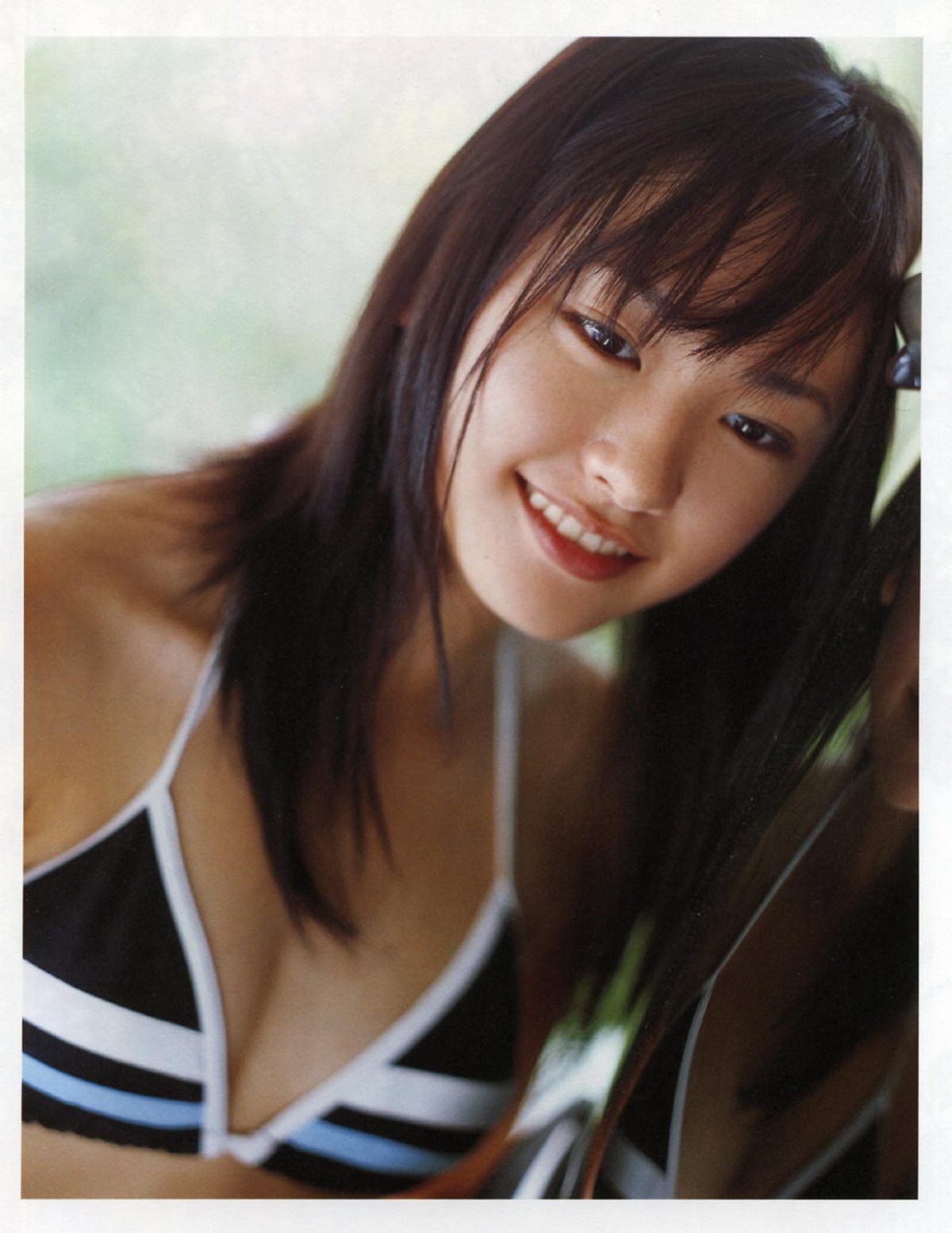 Photobook Yui Aragaki 新垣結衣 Chura Chura ちゅら ちゅら 2006 03 03 0071 4720987078.jpg