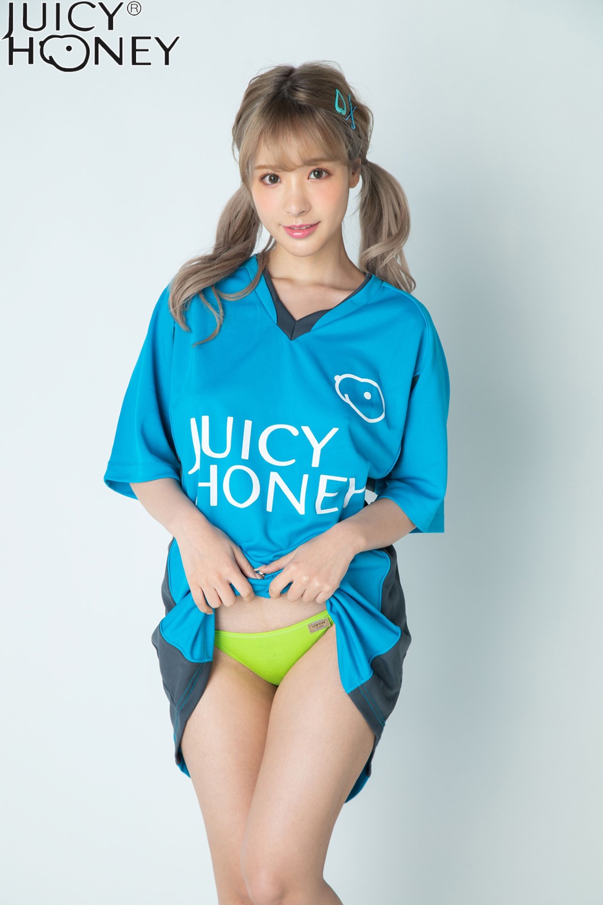 X City Juicy Honey Kana Momonogi 桃乃木かな, Takahashi Shoko 高橋しょう子 Trading Card Linked Photo Collection 15th 0011 6218757224.jpg