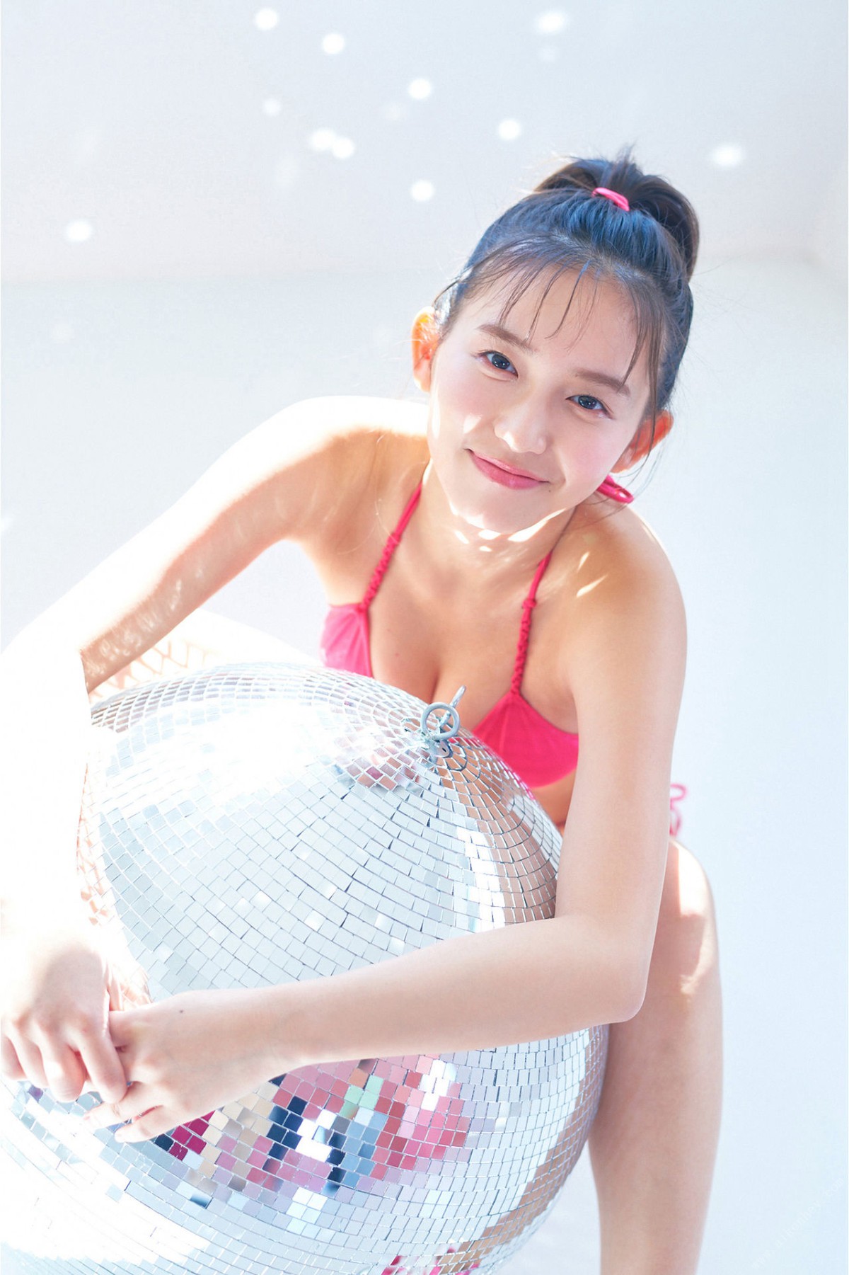 Young Magazine Photobook 2022 09 16 Nene Shida 志田音々 Next Oshi Girl 1 4 Next Part 2 0008 1702440771.jpg