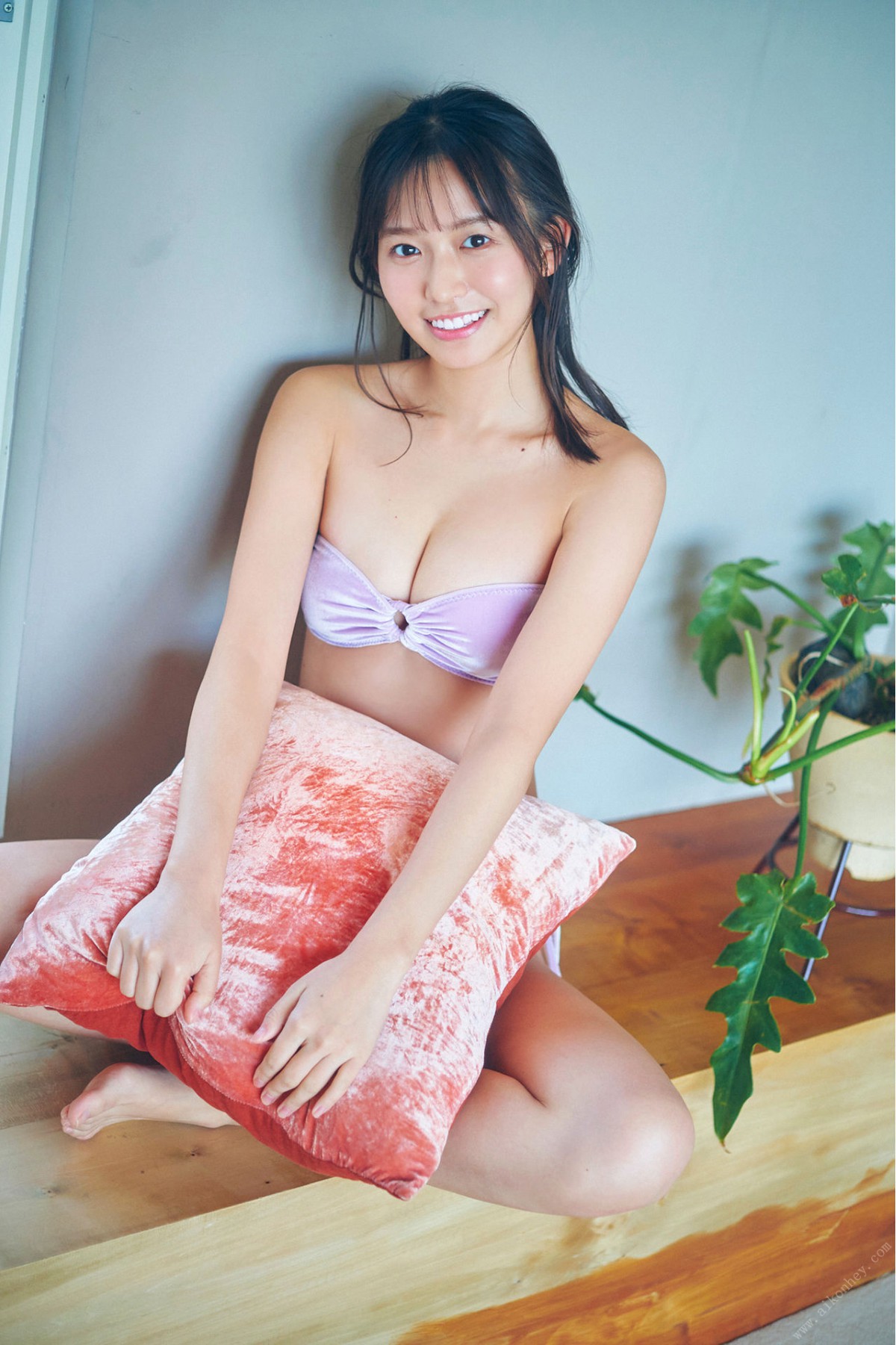 Young Magazine Photobook 2022 09 16 Nene Shida 志田音々 Next Oshi Girl 1 4 Next Part 3 0026 4763792203.jpg
