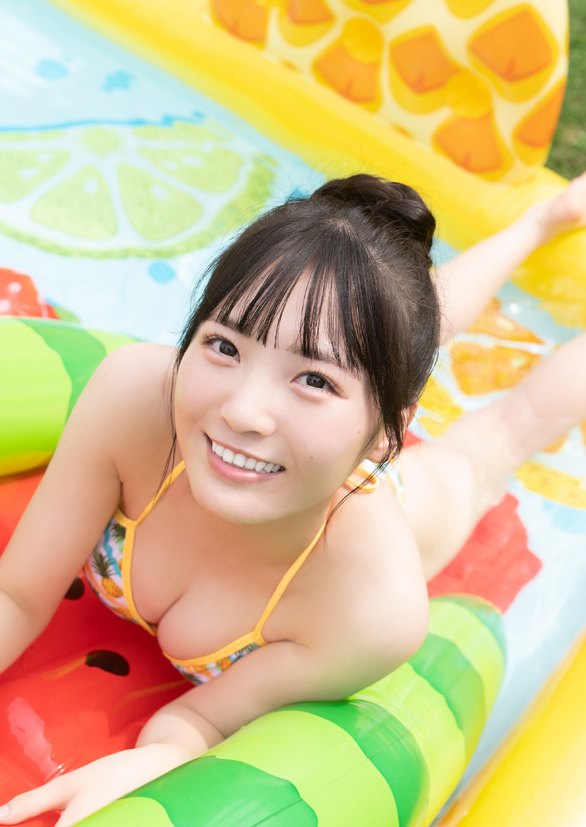 Photobook Yura Yura 由良ゆら Azatoi Summer Girl 0049 9407373693.jpg