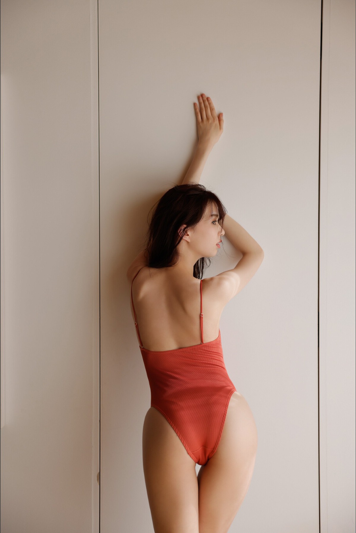 https://goddess247.com/wp-content/uploads/2023/03/FRIDAYデジタル写真集-Digital-Photobook-2023-01-19-Riko-Matsudaira-松平璃子-Glossy-And-Sexy-Vol-2-0019-1307774674.jpg