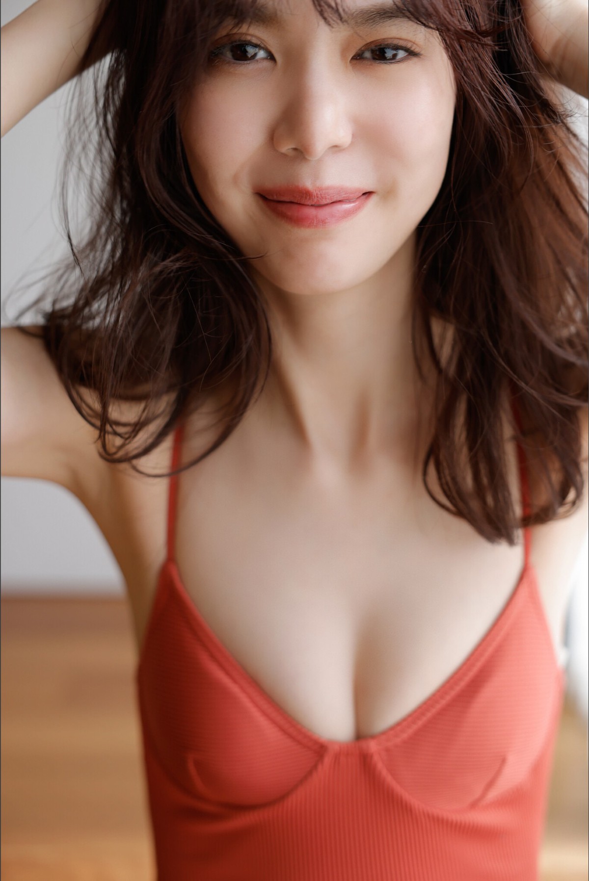 https://goddess247.com/wp-content/uploads/2023/03/FRIDAYデジタル写真集-Digital-Photobook-2023-01-19-Riko-Matsudaira-松平璃子-Glossy-And-Sexy-Vol-2-0023-5880223067.jpg