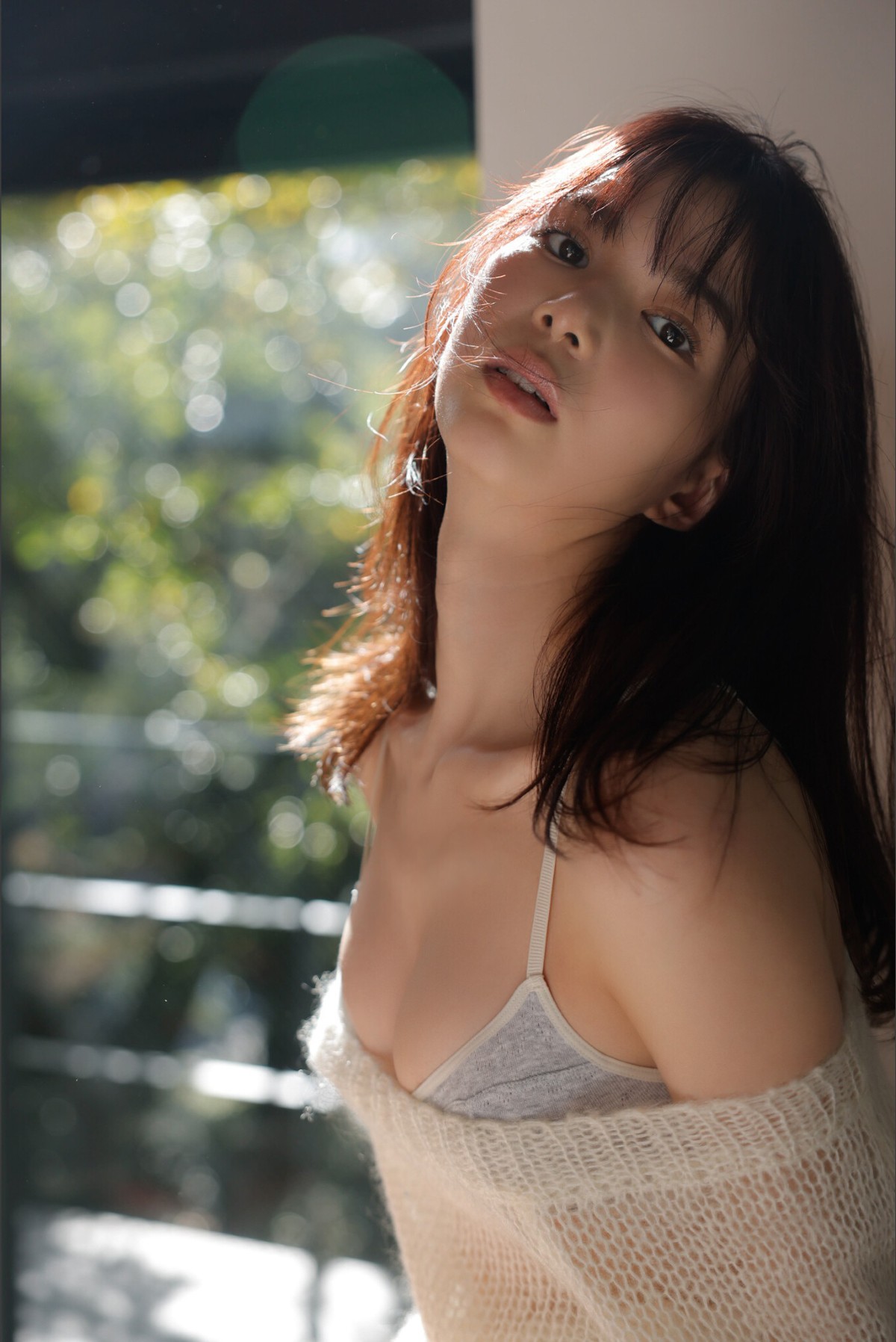 https://goddess247.com/wp-content/uploads/2023/03/FRIDAYデジタル写真集-Digital-Photobook-2023-01-19-Riko-Matsudaira-松平璃子-Glossy-And-Sexy-Vol-2-0057-8058529628.jpg