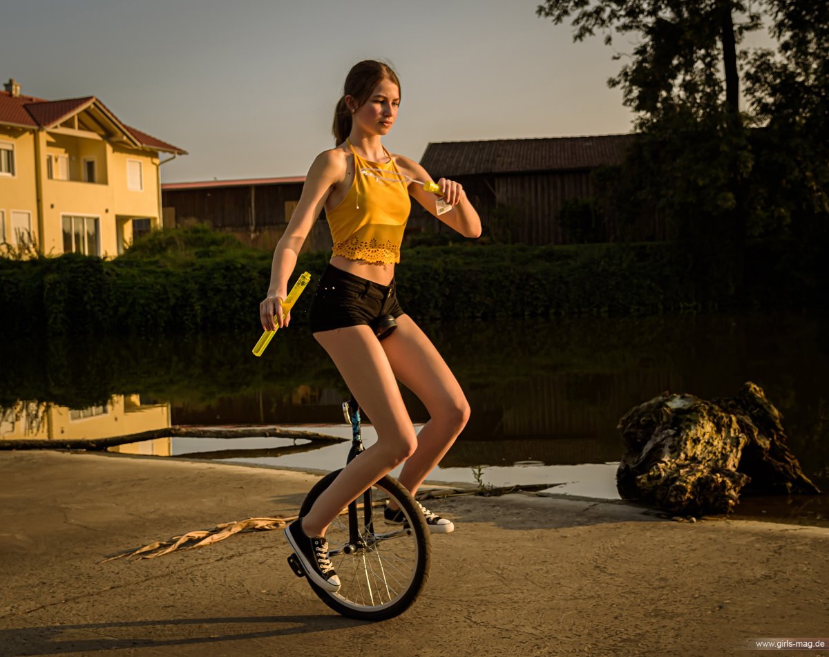 Girls Mag Annika Bubbles on a Unicycle 0117 3313715709.jpg