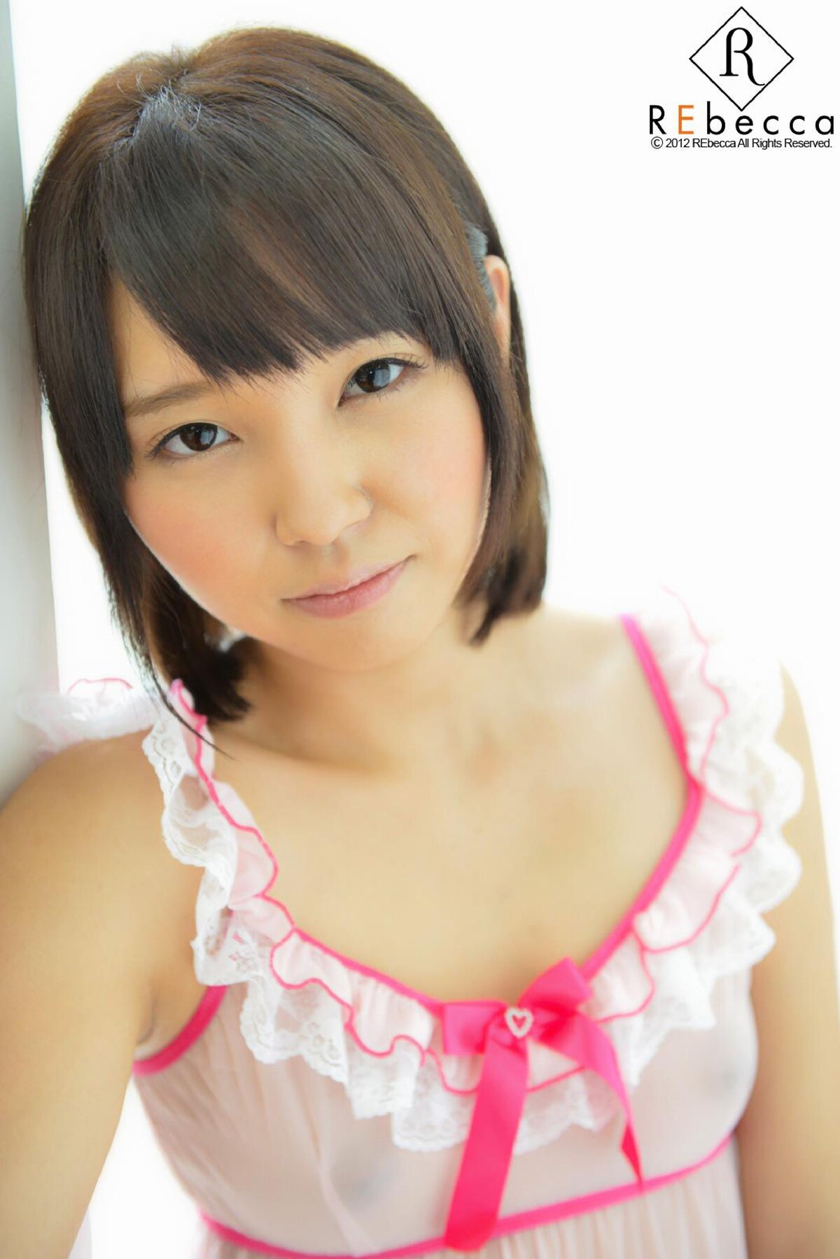 Photobook Iku Natsumi 夏海いく First Naked Virgin Nude 0024 2144135432.jpg
