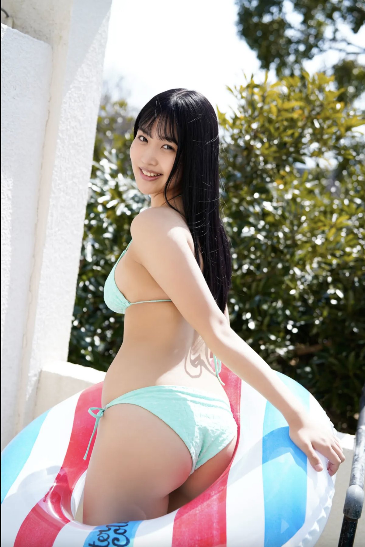FRIDAYデジタル写真集 Miyuka Minami 南みゆか Bikini Cinderella Full Version 0026 3411859716.jpg