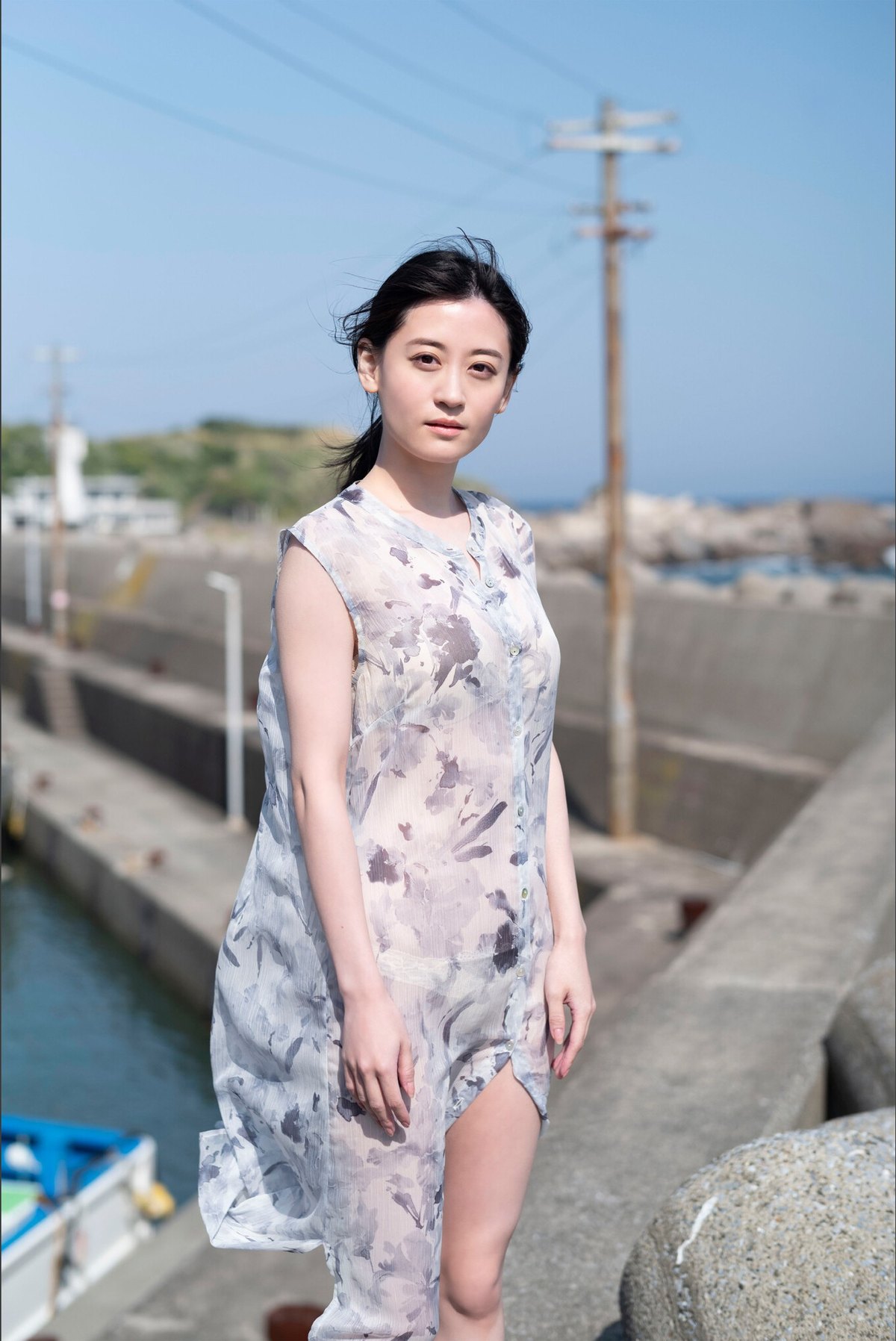 Weekly Gendai Photobook 2023 07 28 Kei Jonishi 上西恵 Mermaid On Land 0063 2946666270.jpg