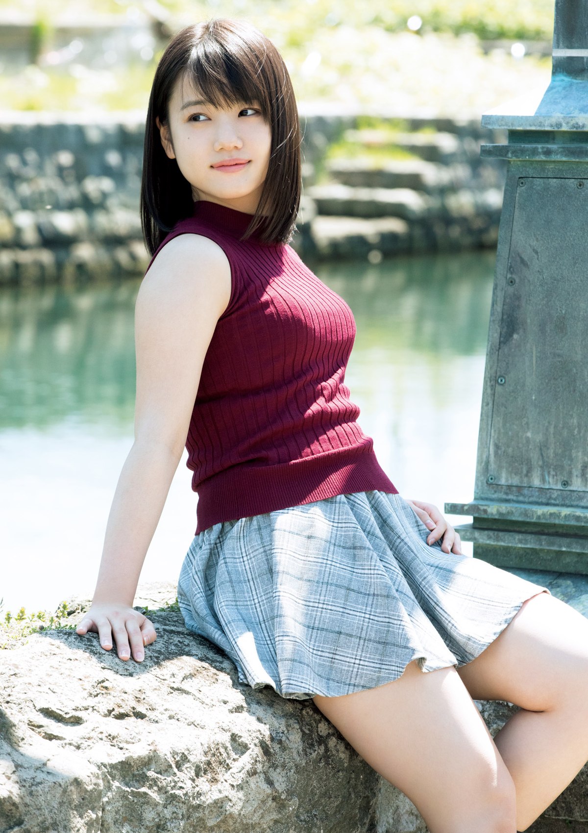 https://goddess247.com/wp-content/uploads/2023/09/Photobook-2019-08-27-Reina-Yokoyama-横山玲奈-REINA-Is-Eighteen-0078-6194783745.jpg