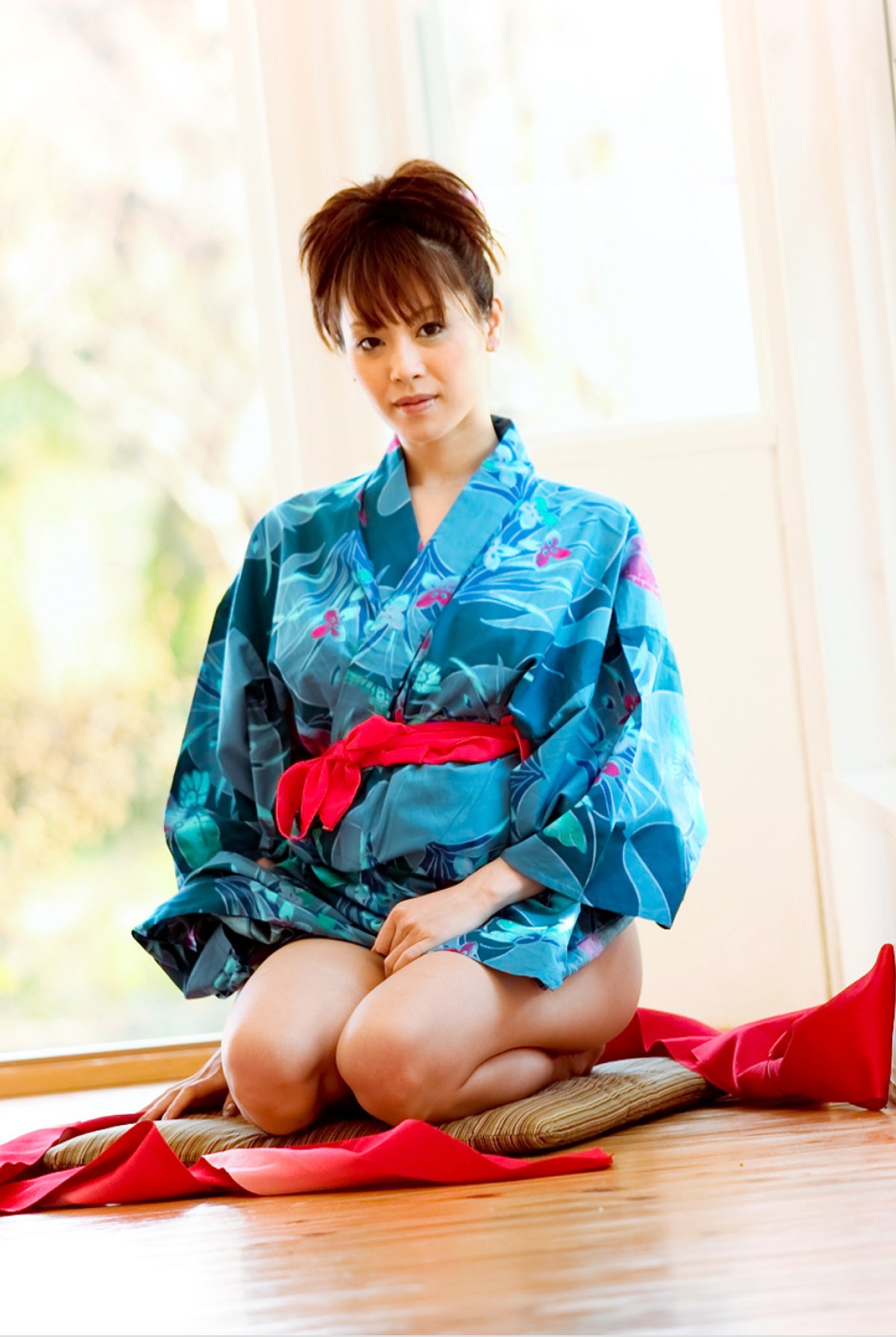 Photobook Natsumi Horiguchi 堀口奈津美 Dripping Of A Beautiful Wife In Japanese Clothes 0012 4839629839.jpg