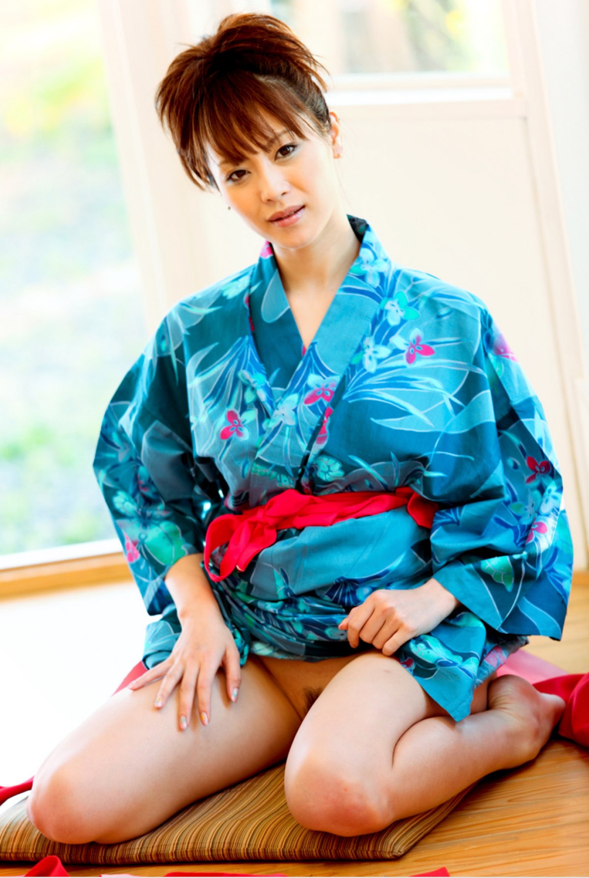 Photobook Natsumi Horiguchi 堀口奈津美 Dripping Of A Beautiful Wife In Japanese Clothes 0017 0621833204.jpg