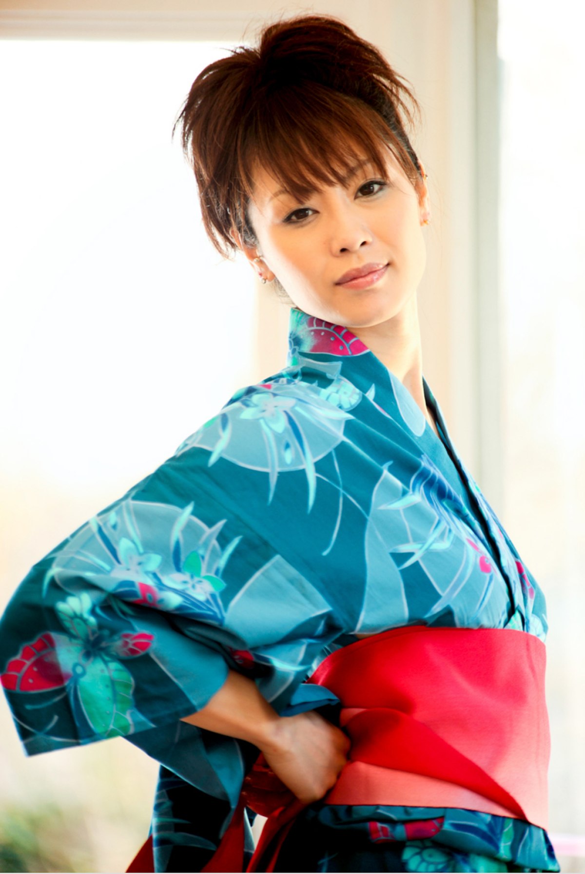 Photobook Natsumi Horiguchi 堀口奈津美 Dripping Of A Beautiful Wife In Japanese Clothes 0023 8463396761.jpg