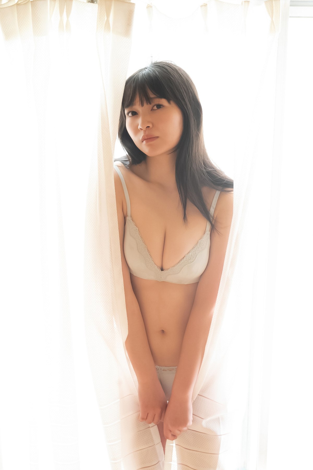 Weekly Gendai Photobook 2023 07 09 Suzuka Sayama 佐山すずか Body Wet In The Shower 0067 4323346588.jpg
