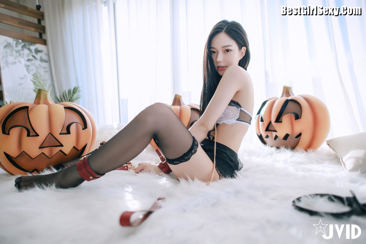 JVID Jiu Jiu 啾啾 School Girl Turns Into Devil Bunny B 0030 1893026044.jpg