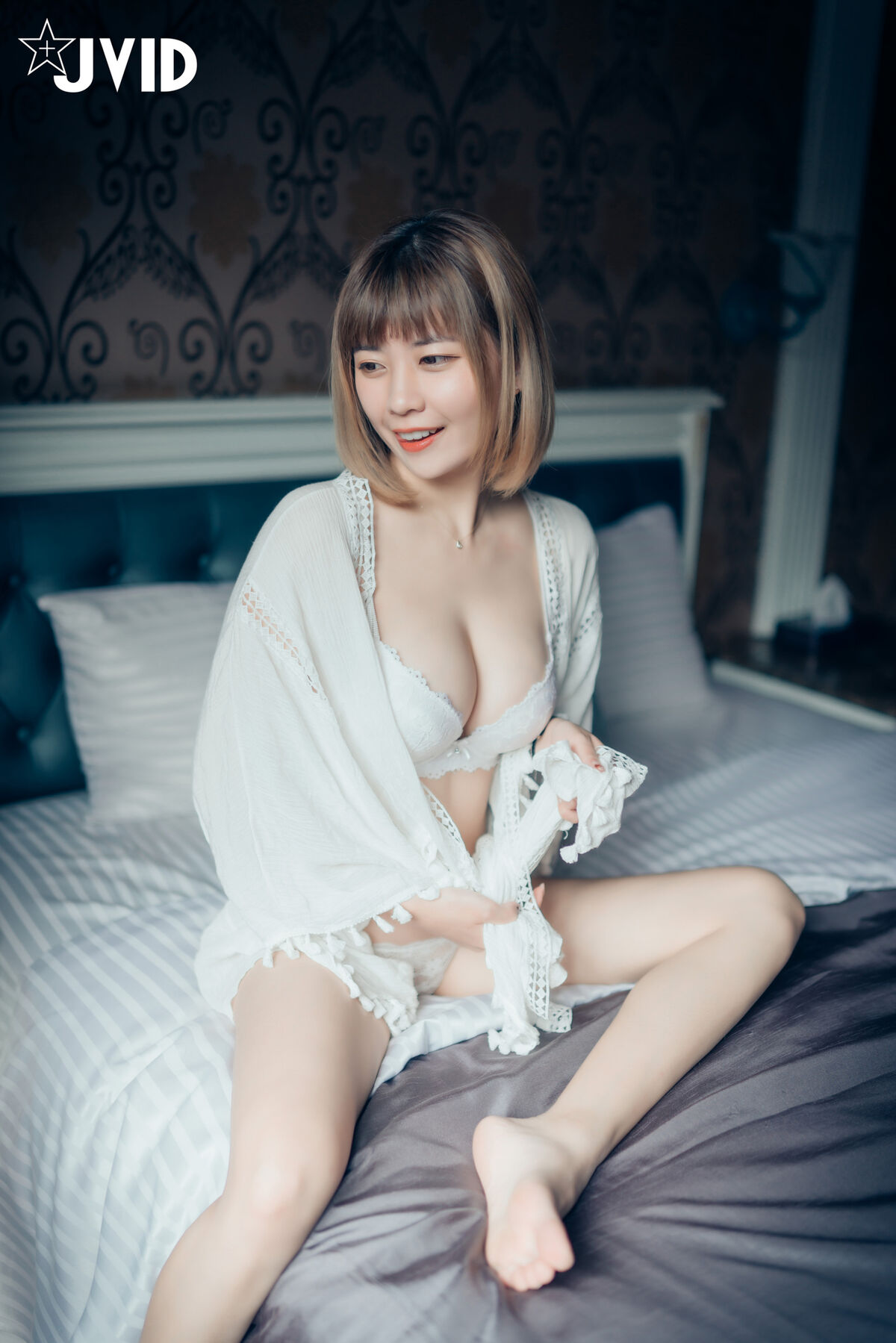 JVID 與巨乳女友 果寶寶 Guo Bao Bao Part1 0019 0996132716.jpg